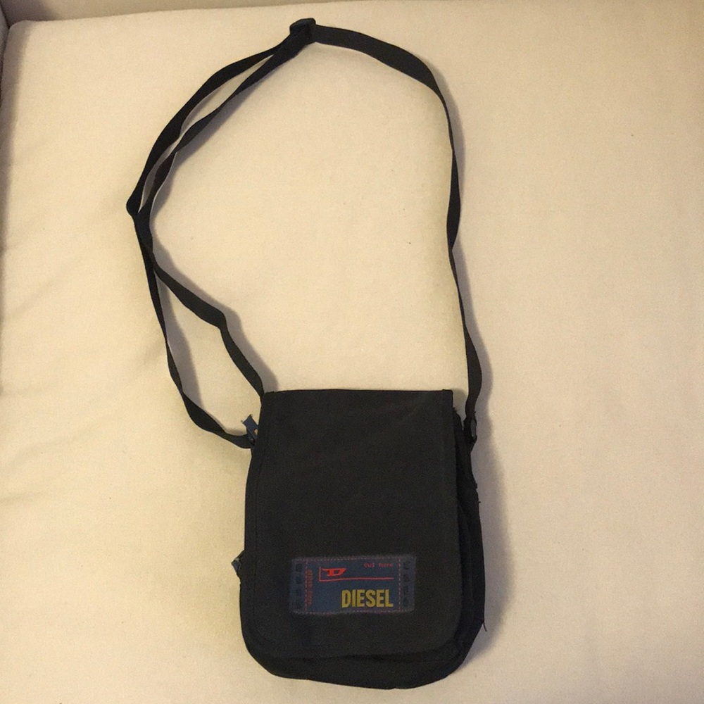 DIESEL Sm. black crossbody bag w/ adjustable strap